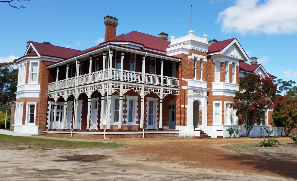 Views of Katanning Today