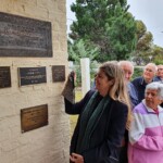 Cr. Liz Guidera unveils the plaque. Ainslie Evans Katanning